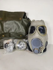 Czech Military M10M Gas Mask With Bag Outserts And Cap