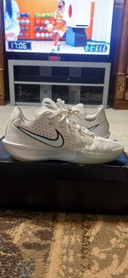 Nike GT Cut Men s White Low Top Lace-Up Basketball Sneakers Rubber Outsole