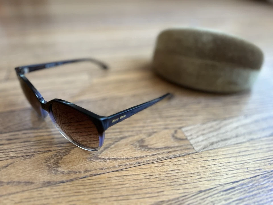 Miu Miu Women’s Sunglasses Vintage 2000’s In Case Authentic - Image 3 of 4