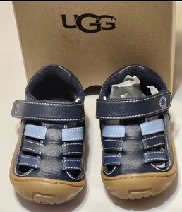 ugg santore sandals