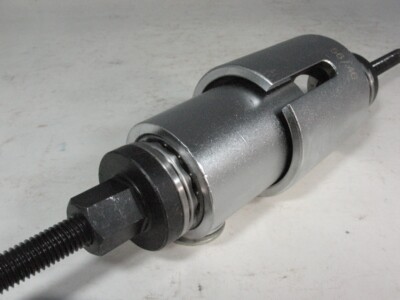 NEW Threaded Spindle Bearing Drivers Push or Pull works ON or OFF Car Grade  8.8