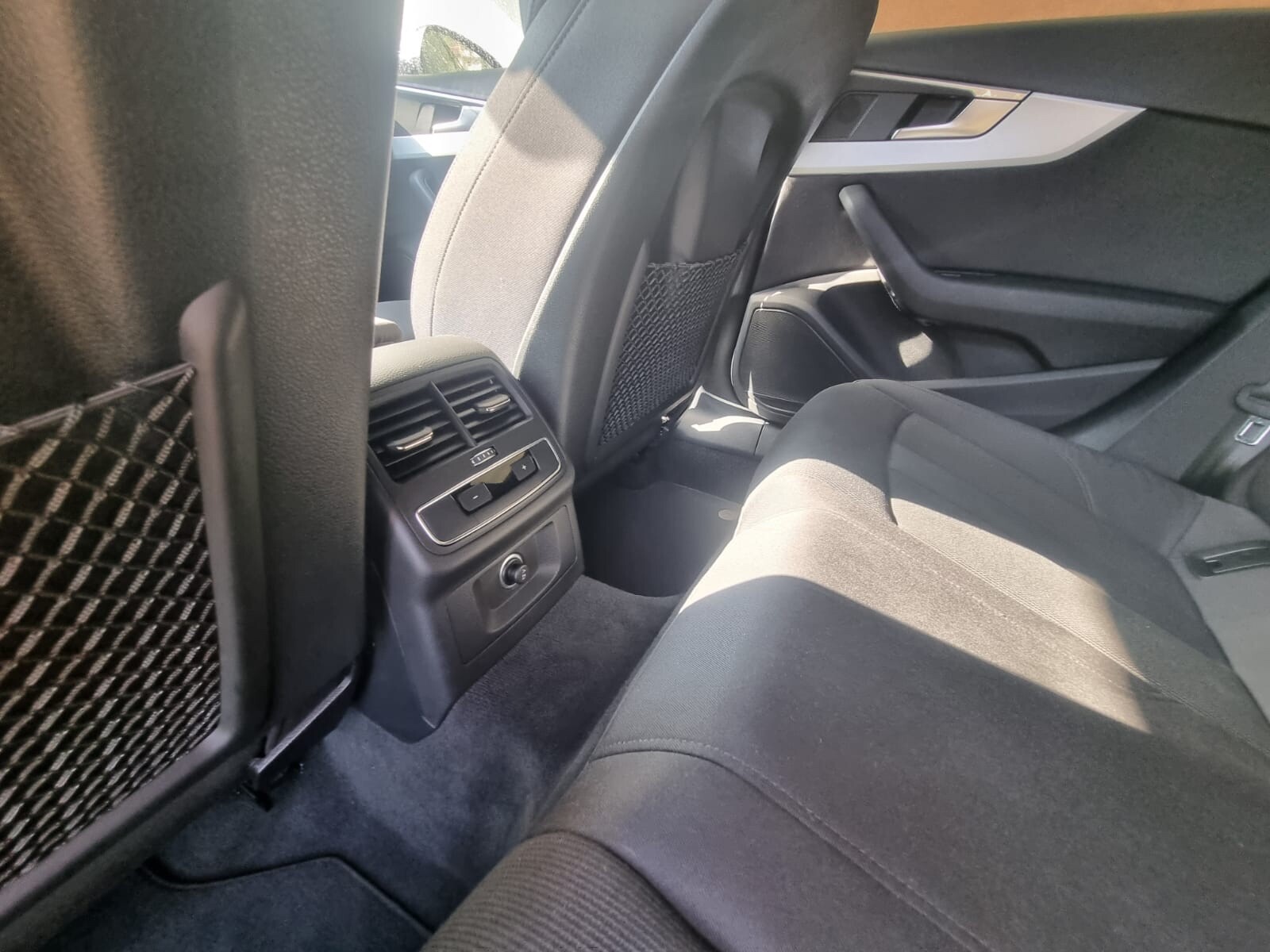 audi a4 allroad 3.0TDI anno:2018. 115.000km se interessati TEL +39
