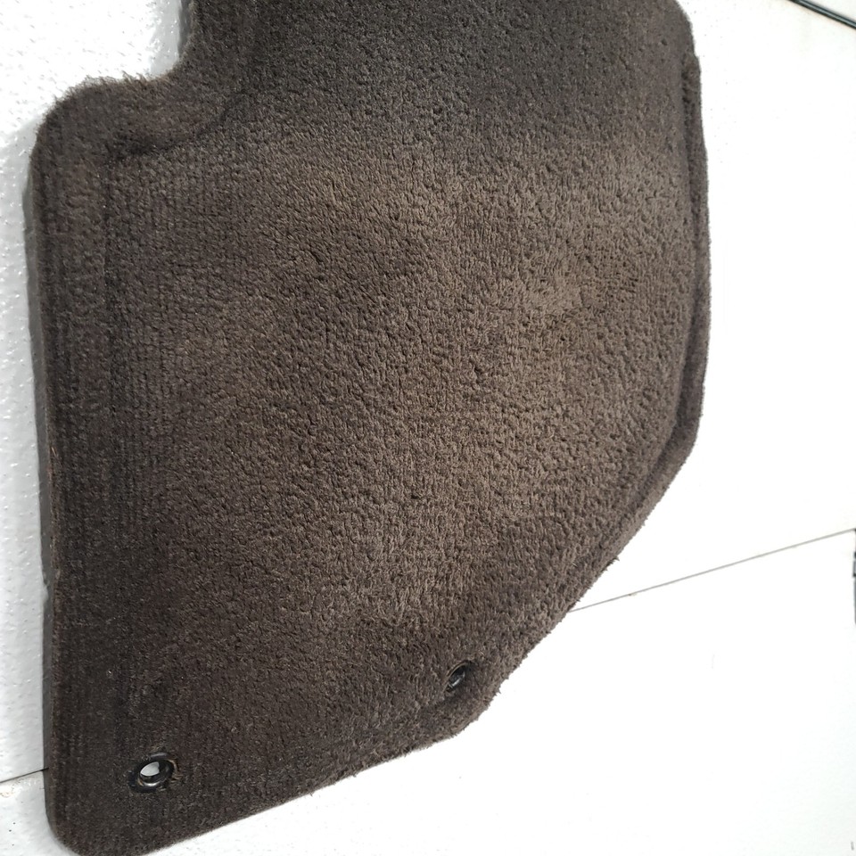 GM Trailblazer 97X 0209 Envoy OEM Front Left Right Ebony Carpet Floor