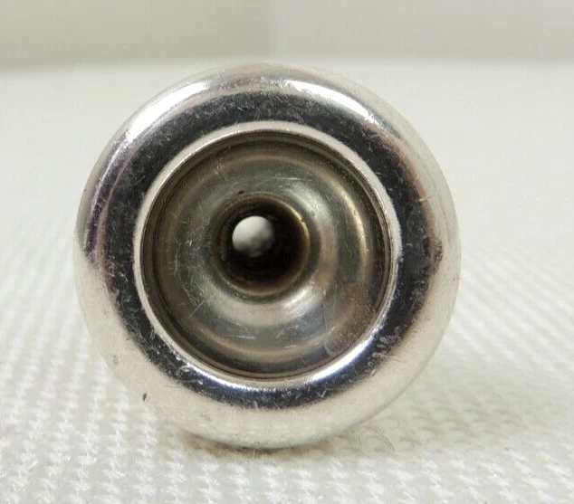 Boquilla Corneta Conn 4 Plata De Colección Original Limpia Desinfectada ¡Envío Gratis! Foto 4 de 4
