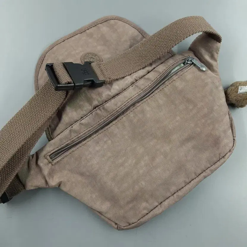 Kipling Light Brown Logo Patch Gorilla Keychain N… - image 3