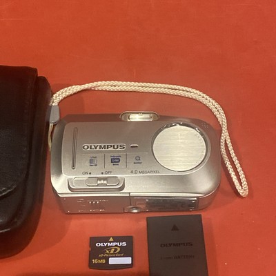 Olympus Camedia C-470 Zoom 4.0MP Compact Digital Camera Silver +