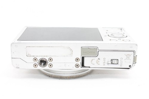 Fujifilm XQ1 Series 12.0MP Compact Digital Camera Silver Operaion Confirmed - Picture 18 of 24