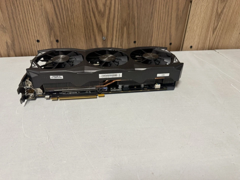 ZOTAC GeForce GTX 980 Ti AMP Extreme Edition 6GB  - Image 3 of 4