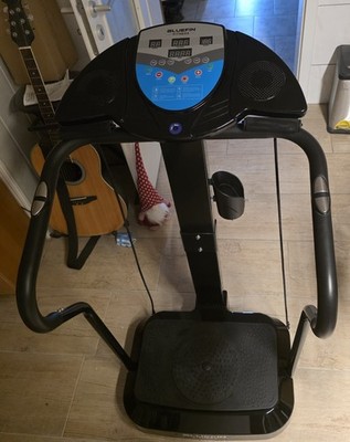 Bluefin Fitness Vibrationsplatte mit Haltegriffen   neuwertig, kaum benutzt