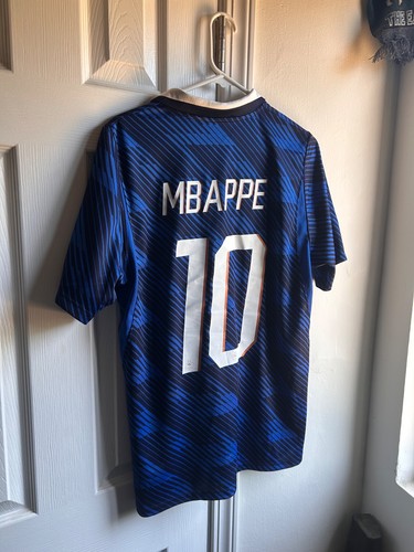 Kylian Mbappe Replica 25/26 France Jersey