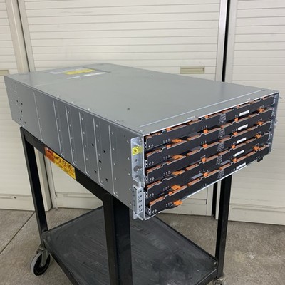 NetApp 6600 0892 60x 3.5'' LFF HDD ESM No Controllers 2x PSUs 2x Fans