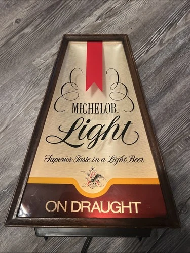 VINTAGE MICHELOB LIGHT BEER LIGHTED SIGN DISPLAYS GREAT! Works 16x10