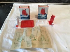 Vintage lot of 2 automatic Needle Threaders W/Thread Cutter in box NEW Italy