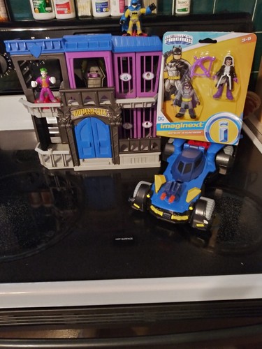 Fisher Price Imaginext Batman Gotham City Play Set Jail Police Batmobile - Picture 2 of 11