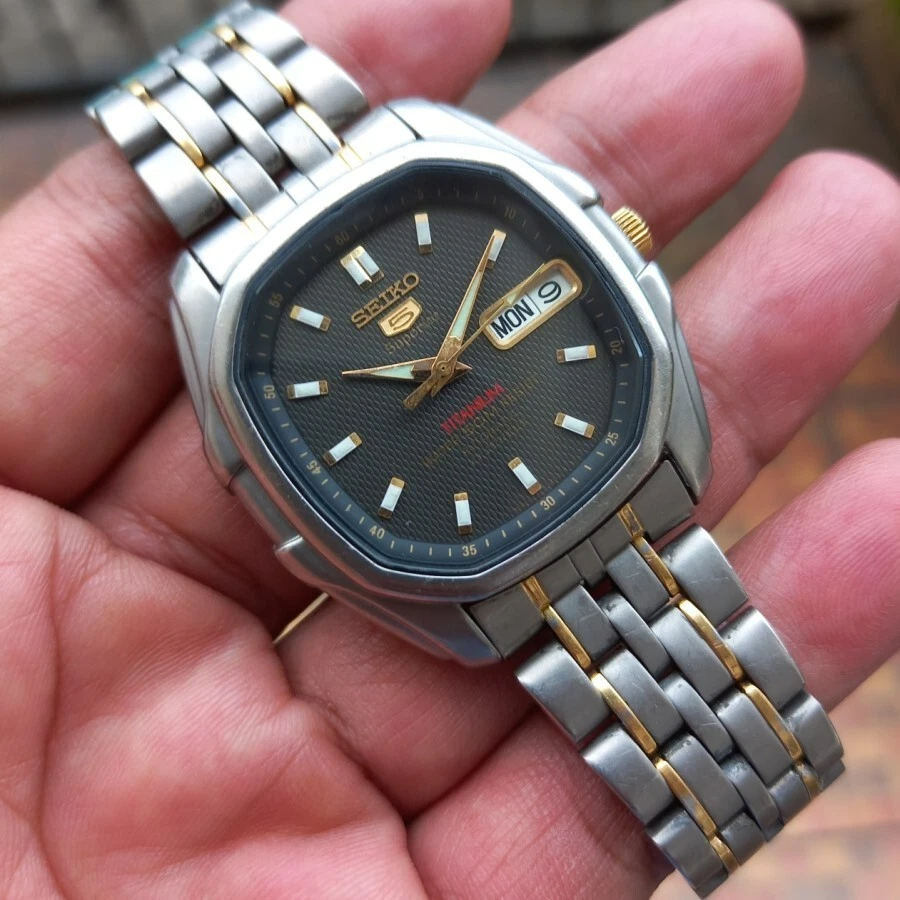 RARE Seiko 5 Superior TITANIUM SKZ097 Automatic 7S36-5030 Black Dial Men Watch