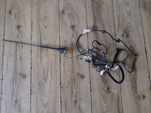 VW Audi Seat Antenne mit Kabelbaum 1J0035505