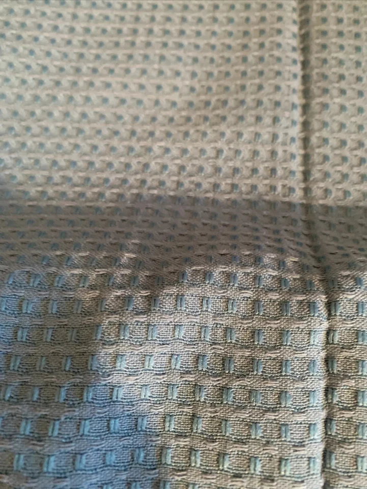 Damask Tablecloth 52 X 85" & 6 Matching Napkins 16 X 16 Smoked Blue Vtg. - Image 3 of 4