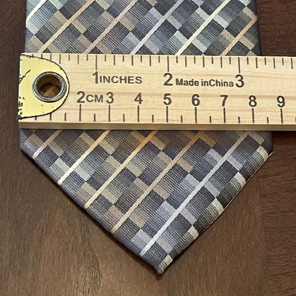 Stafford Gold Hand Made 100% Polyester Men’s Neck Tie Made In China - Image 4 of 4