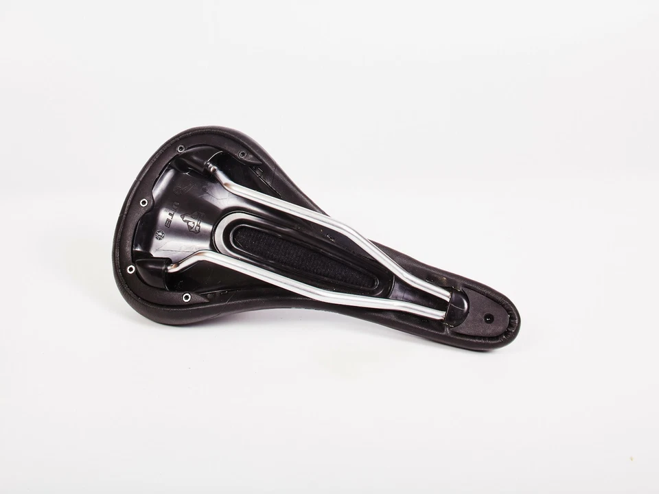 Trilhos de aço para selim de mountain bike WTB Volt Breezer 132x260mm 286gr preto/sil BZ2 - Imagem 3 de 3