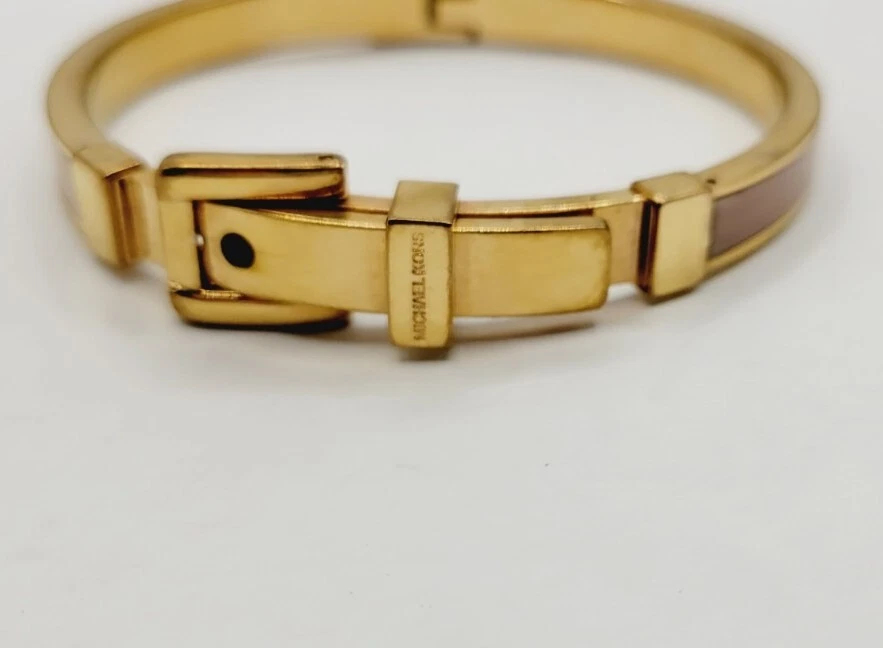 Michael kors hotsell buckle bracelet