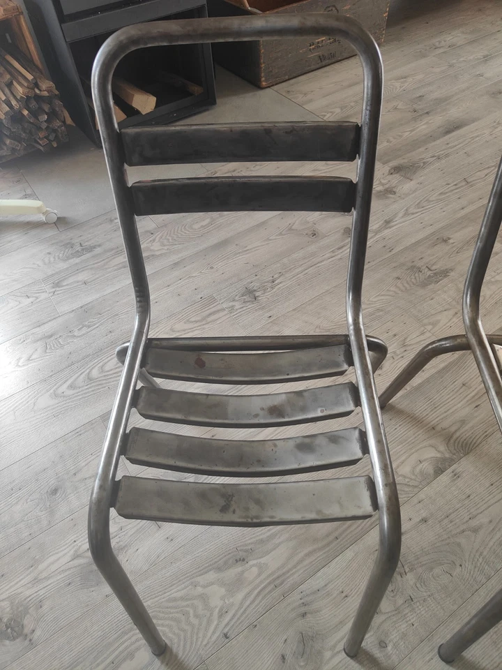 Lot de 3 chaises Tolix sablées - Photo 3/3