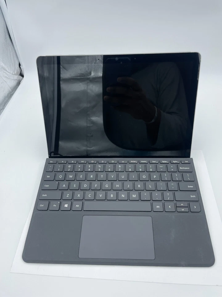 Microsoft Surface Go 2 1824 4GB 64GB SSD Windows 10 Tablet Portable w Keyboard - Image 2 of 4