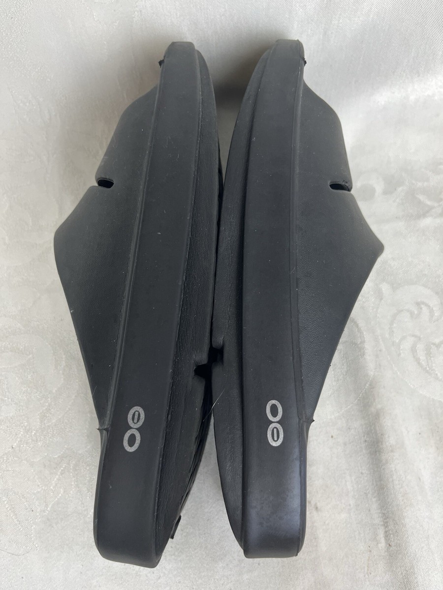 Oofos Ooahh Sport Slide Sandals Unisex M7/W9 Solid Black