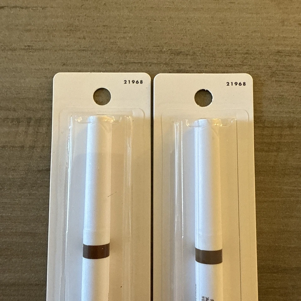 e.l.f. Instant Lift Brow Pencil 21968 Blonde Dual Ended Precise Fine Tip Shapes - Image 3 of 4