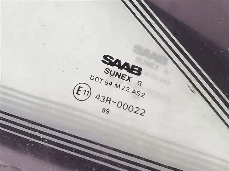 Cuarto de cristal trasero izquierdo del conductor SAAB 9000 1985 1992 OEM Foto 2 de 4