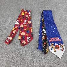Peanuts Snoopy and Friends Happy Holidays Neck tie with Peanuts Reversible
