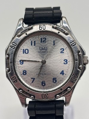 QQ Herrenuhr Vintage Quarz Funktionstüchtig Armband Schwarz Messlünette Sport