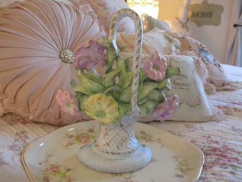 Shabby Chic Style Painted Vintage Cast Iron Flower Basket Doorstop