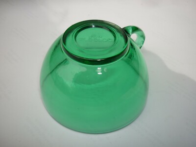 Tasse Et Sous-tasse Verre Teinté Vert Arcoroc - Vintage Seventies - Excellent état