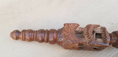 Antique Original Wooden RARE Leather Water Bottle Fine Carved Lid NH6456 - Picture 2 of 12