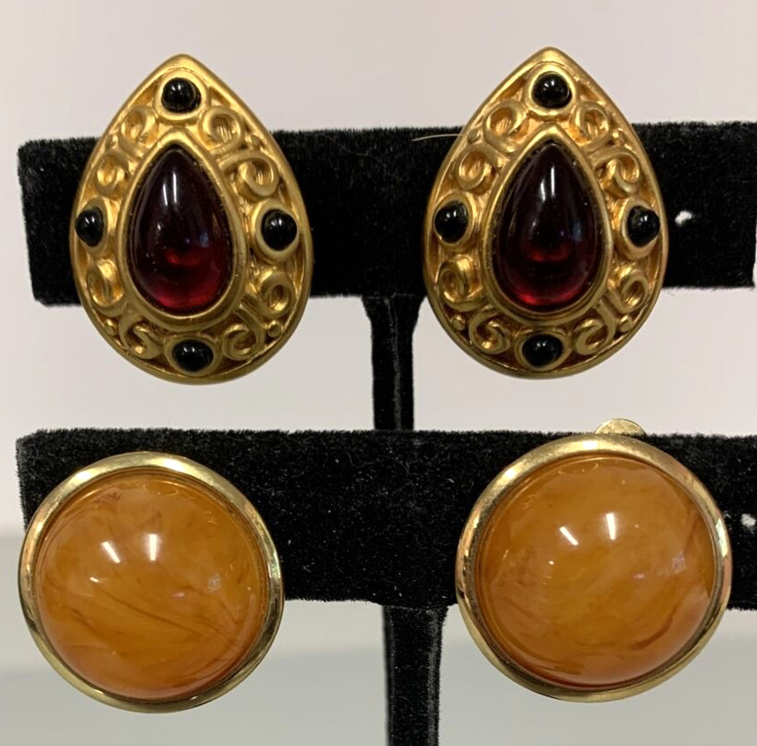 2 Pairs of Vintage 1990 Clip On Gold Tone earrings - image 1