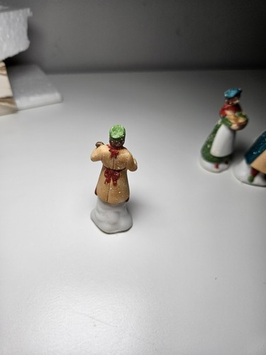 Heritage Village Collection Dickens' Village Series "Shopkeepers" - Picture 6 of 14