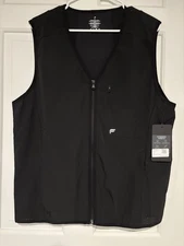 NEW The Fundamental Training Vest Men's Size Medium Sleeveless Lightweight Vest