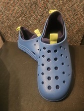 Art Class Mac Lined Slip on Water Shoes- size 6- Blue- Great Condition