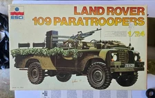 ESCI Land Rover 109 Paratroopers 1:24 Model Kit 3037 ~ Open Box ~ Sealed Parts