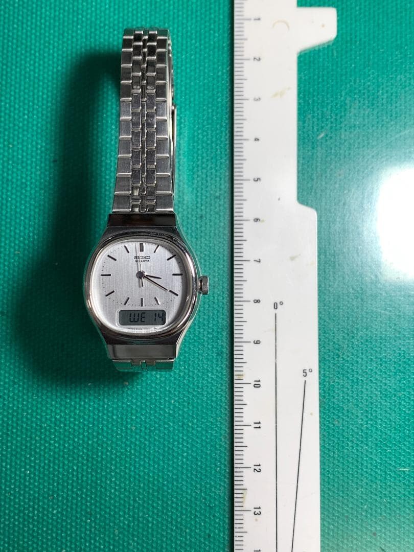 SEIKO E029-5210 Multi-Function Analog-Digital Wat… - image 3