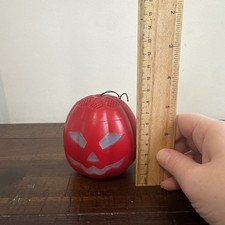 Bluetooth - Red Halloween Pumpkin Speaker