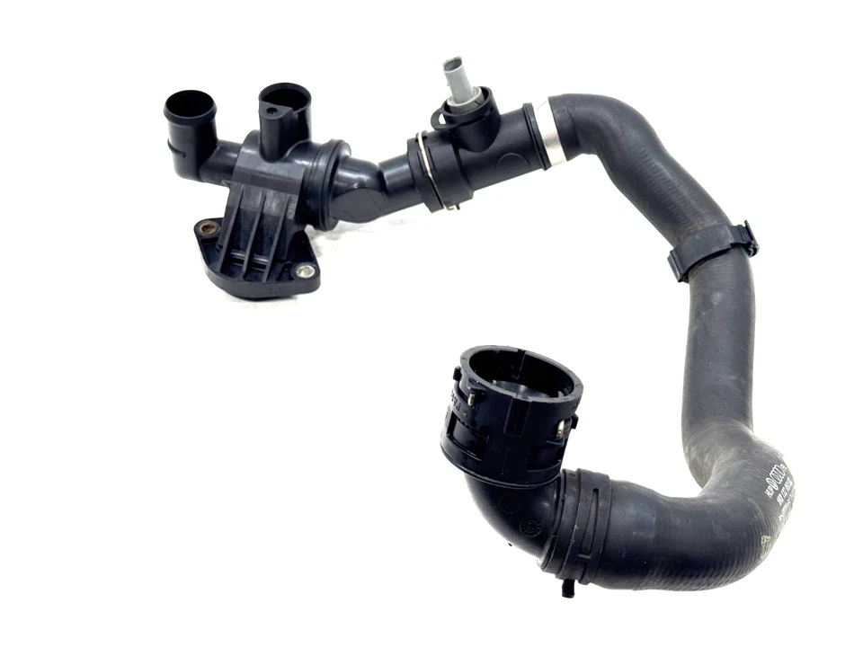 AUDI TT 2009-2015 2,0 L TURBO RADIADOR REFRIGERANTE ACOPLAMIENTO MANGUERA INFERIOR OEM Foto 4 de 4