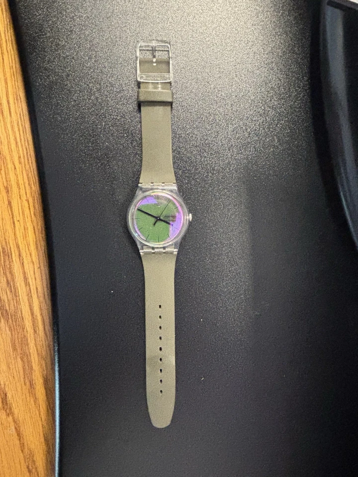 Swatch Army Green Mens Watch - Image 4 of 4