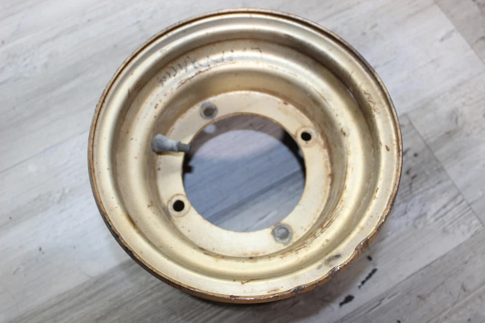 Llanta delantera Suzuki Quadrunner 185 Lt185 1984 2x4 8x5,5 Foto 2 de 4