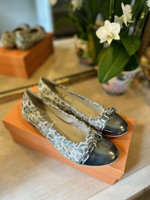 AGL Women s Jinny Silver Pewter Cap Toe Leopard Metallic Iridescent Flats