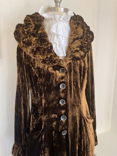 Stunning Gold Velvet Coat Crushed Size 1 10 12 Maxi Opera Witchery Out Of Xile