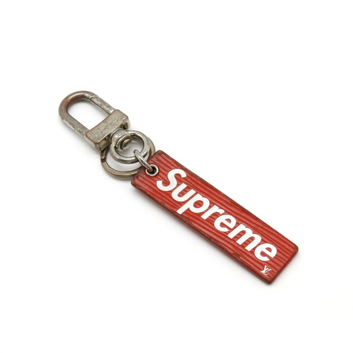 Porte clés LOUIS VUITTON Epi Downtown Tab Charm Collaboration Suprême Suprême