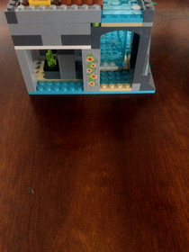 LEGO FRIENDS: Jungle Falls Rescue (41033) W/INTRUCTIONAL MANUAL 100% COMPLETE