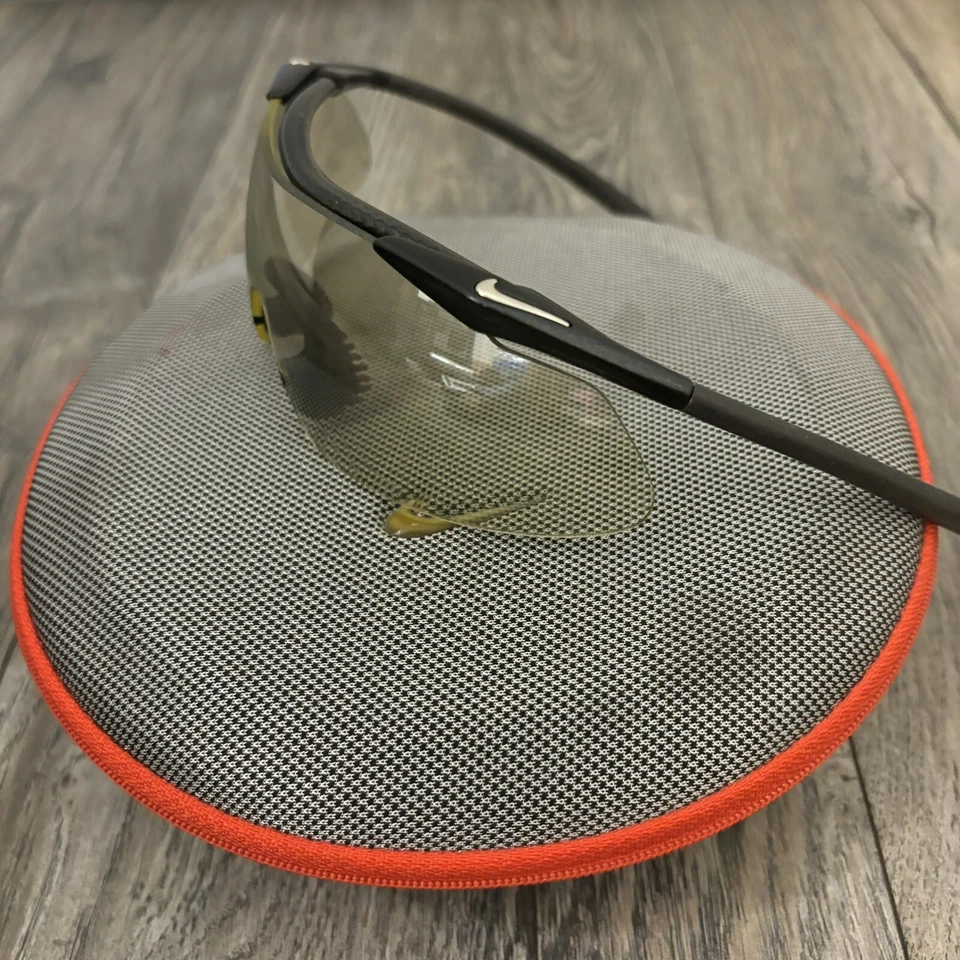 NIKE EVO158 001 V. CARBON MAX HIGH PERFORMANCE SPORT SUNGLASSES - RARE - Image 3 of 4