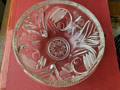 Vintage KRISTALLGLAS offene Zuckerdose auf drei kleinen Beinen gemustert verziert